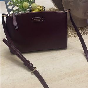 Excellent Condition Kate Spade Burgundy Crossbody